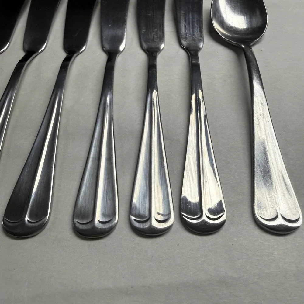 11 International Simplicity Center Ridge Stainless Butter Knives Forks Spoon